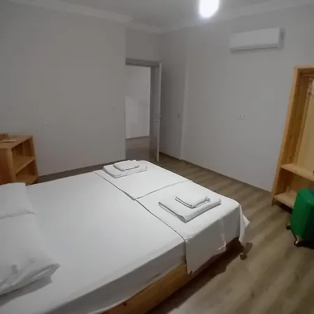 Hill Defne Apartament *