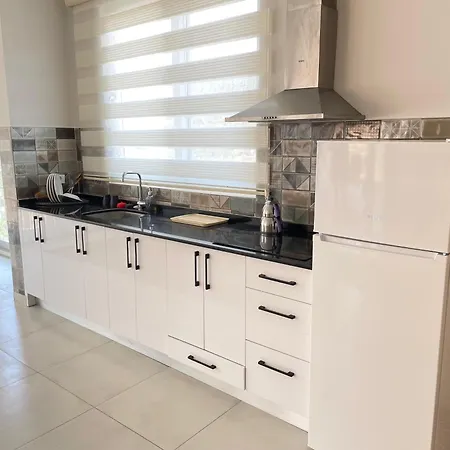 Hill Defne Apartament