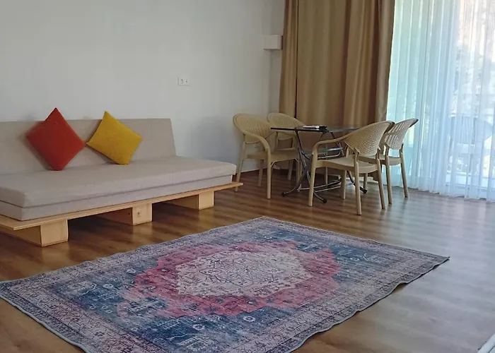 Hill Defne Apartman *